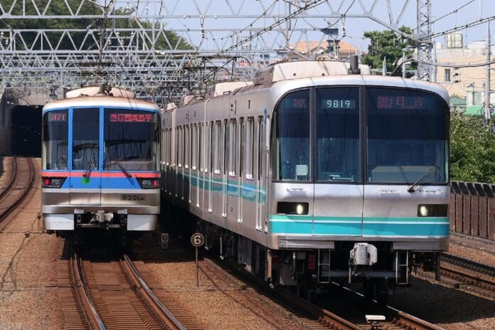 Hombre fallece en un tren y nadie se da cuenta hasta 12 horas después