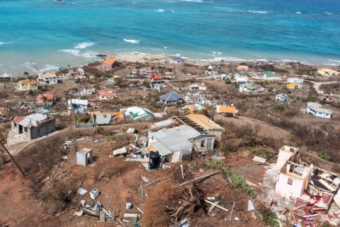 Imágenes satelitales muestran devastación de Granada tras paso del huracán 'Beryl'