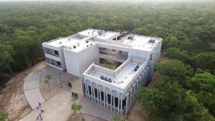Suspenden a rector de la Universidad Politécnica de Yucatán por denuncias de acoso laboral y sexual