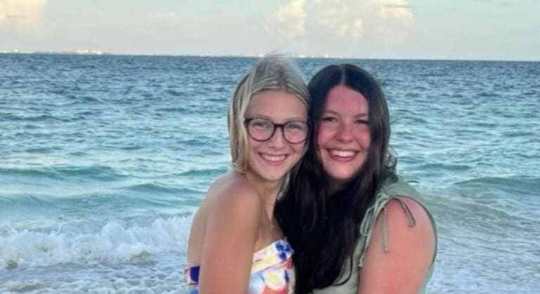 Dos jóvenes turistas de Estados Unidos denuncian que fueron drogadas mientras estaban en un hotel en Cancún.