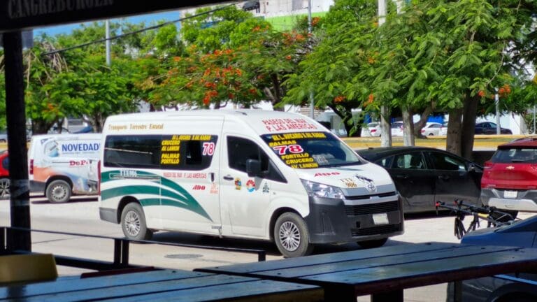 Autoridades de Cancún decidirán en octubre si aumenta o no la tarifa del transporte público de concesiones municipales.