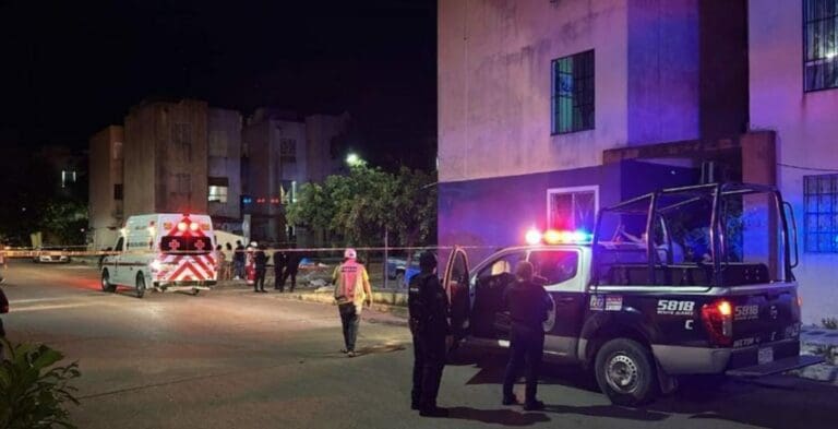 Un sujeto fue asesinado en Cancún durante un ataque armado. Los hechos ocurrieron en el fraccionamiento Paseos del Mar.