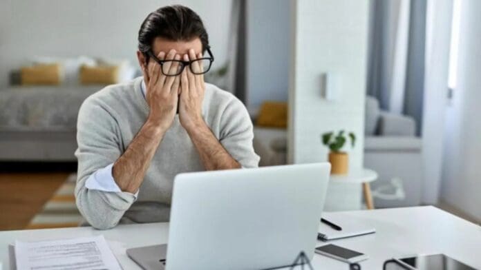 Estudio de Harvard revela cuáles son los 10 trabajos que generan mayor infelicidad