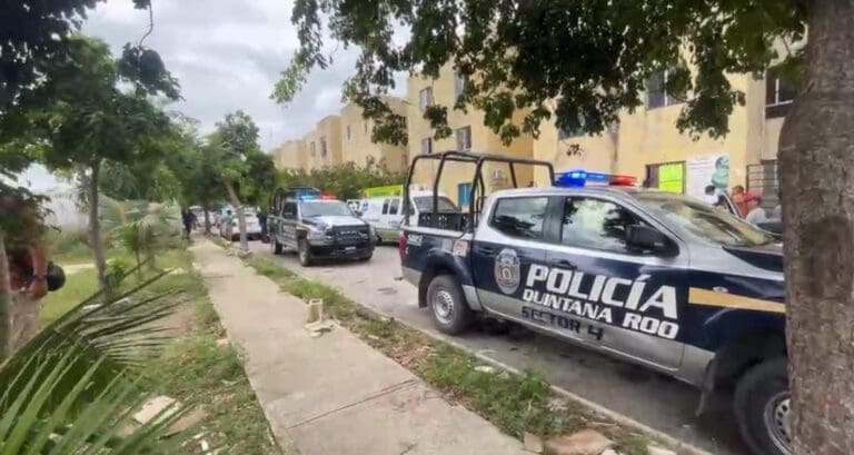 Joven con esquizofrenia mata a su padre a machetazos en Cancún y lesiona a su madre. Una lamentable tragedia.