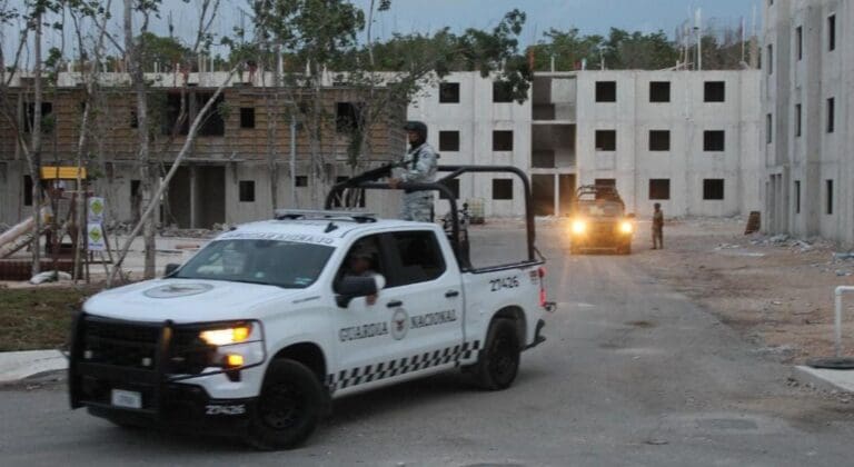 Localizan restos humanos en una construcción en Paseos Kusamil de Cancún. Se trata de un nuevo hallazgo en la zona.