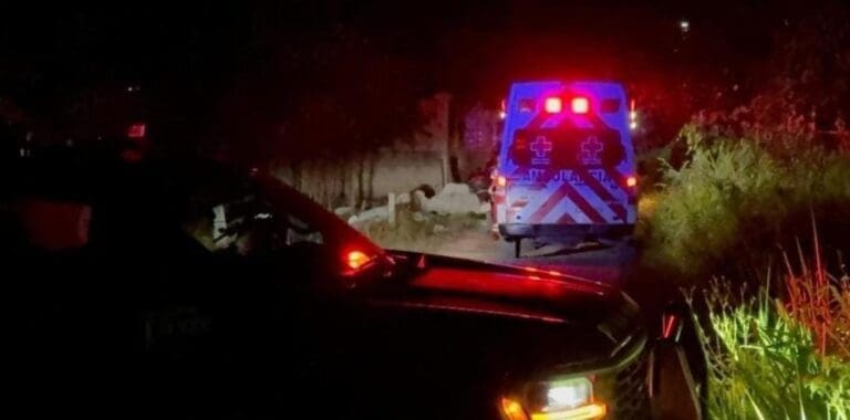 Asesinan a una persona y dos más resultan lesionadas durante nuevo ataque armado en Cancún. Continúa la inseguridad.