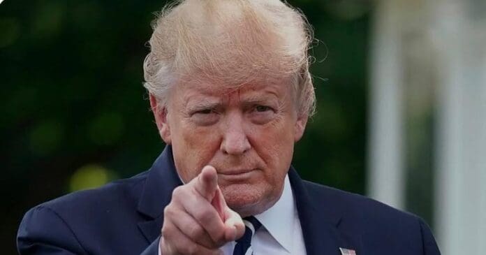 El miedo a una recesión por los aranceles de Donald Trump provocó la caída de los mercados financieros globales.