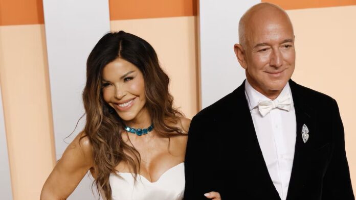 Protestas en Venecia obligan a Jeff Bezos, dueño de Amazon, a cambiar el lugar de su fastuosa boda