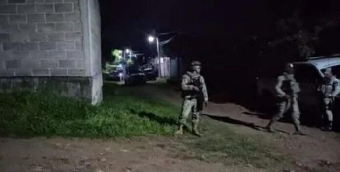 Ejecutan a dos personas durante ataque armado en fiesta de graduación en Morelos. Continúa la violencia en esa entidad.