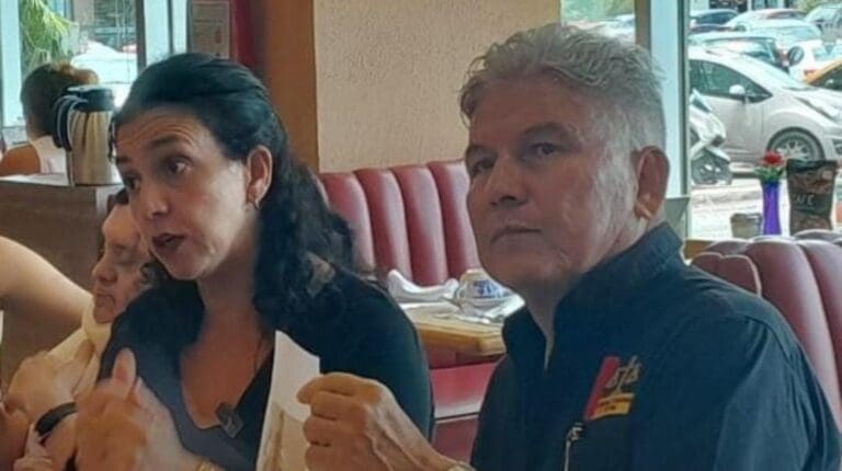 Denuncian familiares de una persona con síndrome de Down una presunta negligencia médica en Xcaret Xailing.