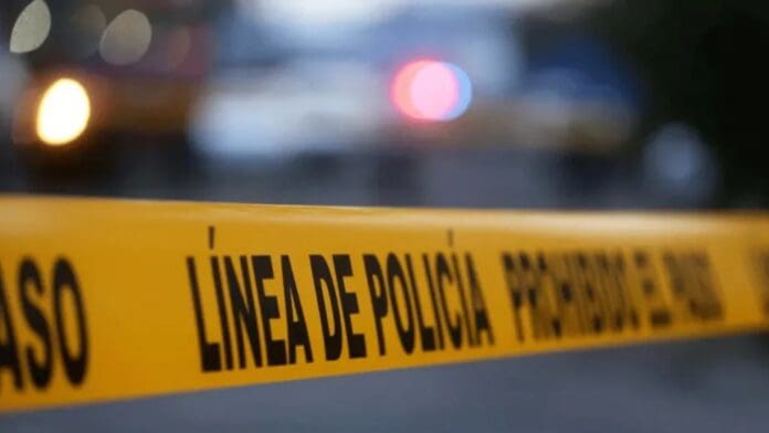 Un hombre resultó gravemente herido tras ser atacado con un arma punzocortante, presuntamente por su hijo