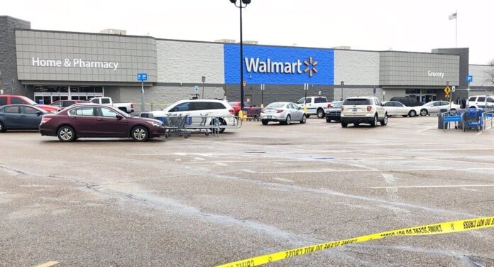 Hombre acuchilla a 11 personas en un Walmart de Michigan, Estados Unidos