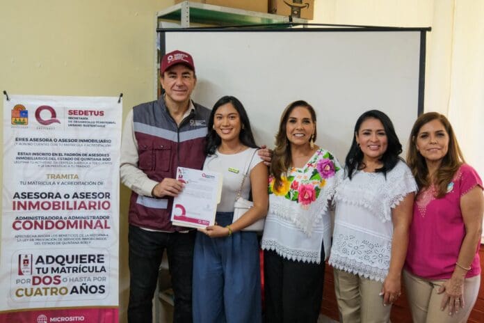 Con legalidad y orden, Mara Lezama entrega matrículas a nuevos asesores inmobiliarios en Puerto Morelos
