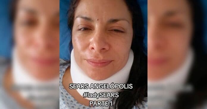 Pelean dos mujeres por un adorno en Puebla; una de ellas termina con un esguince cervical