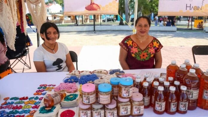 “Lágrimas de Oro Maya”, un espacio para reconocer el valor de la actividad apícola en Quintana Roo