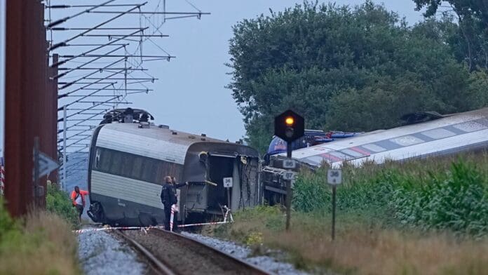 Accidente de tren en Dinamarca deja un muerto y varios heridos