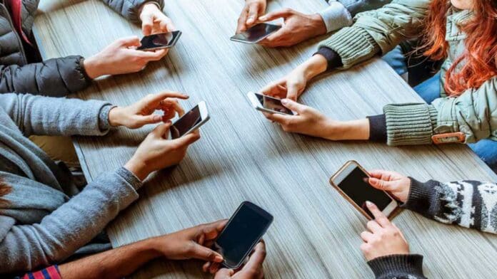 Descubre por qué algunas personas no publican nada en redes sociales