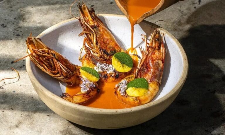 Gastronomía de Quintana Roo recibe 22 Galardones de la Guía Michelin 2025, fueron entregados por las autoridades.