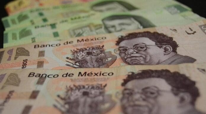 Entra en vigor el MTU; solo podrás transferir 12 mil 500 pesos si no ajustas tu cuenta. Puedes hacer el cambio en la app de tu banco.