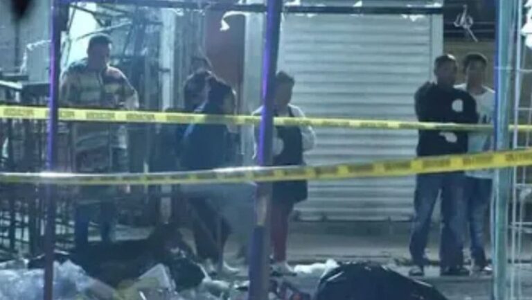 Asesinan a menor de edad embarazada frente a su madre en Tepito, CDMX Asesinan a menor de edad embarazada frente a su madre en Tepito, CDMX