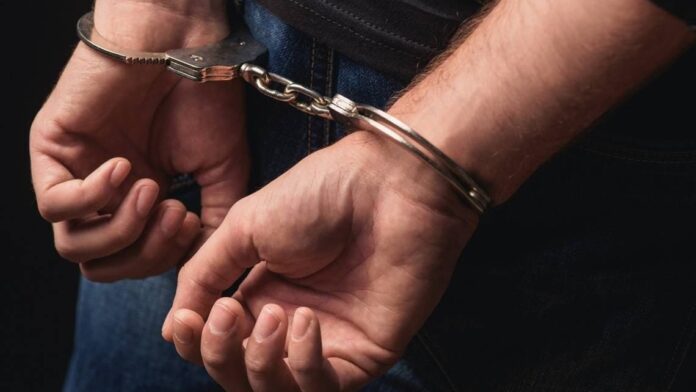 Detienen a sujeto acusado de violar a su madre en Hidalgo, Michoacán