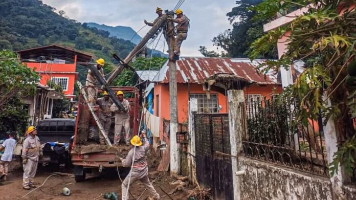 Restablece la CFE el 100% del suministro eléctrico en estados afectados por inundaciones Restablece la CFE el 100% del suministro eléctrico en estados afectados por inundaciones
