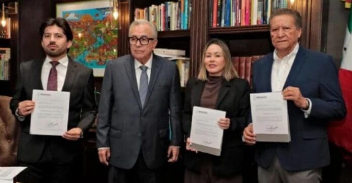 Ruben Rocha Moya nombra secretaria de Gobierno de Sinaloa a quien antes llamo meserita de loncheria Rubén Rocha Moya nombra secretaria de Gobierno de Sinaloa a unalegisladora a quien antes llamó
