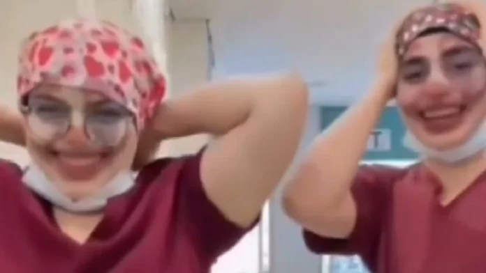 Doctoras se burlan de paciente que gritaba de dolor en el IMSS de Irapuato, Guanajuato Doctoras se burlan de paciente que gritaba de dolor en el IMSS de Irapuato, Guanajuato