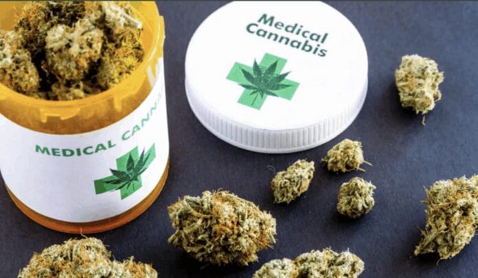 Flor de cannabis ya puede venderse con receta médica en Colombia