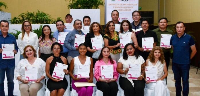 Impulsa Mara Lezama la confianza en el mercado inmobiliario con certificación de más de 4 mil asesores en Quintana Roo.