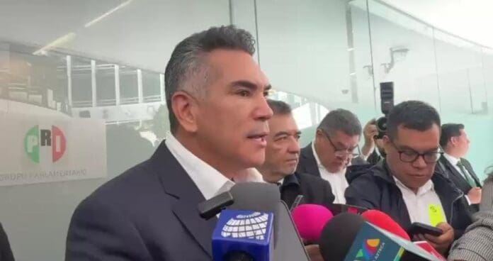 El supuesto acoso a Claudia Sheinbaum es el distractor más burdo, vil e hipócrita, eso según el priista 