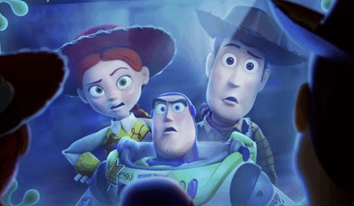 Pixar lanza el tráiler de Toy Story 5 Woody y Buzz se enfrentan a la era digital