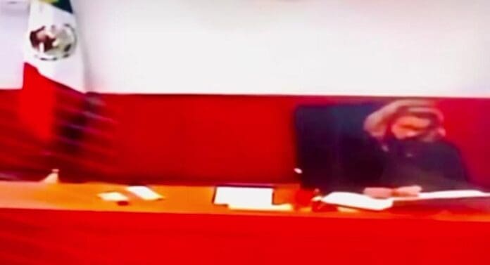 Multan a abogada con 1.4 mdp por señalar un error de una jueza en Tamaulipas. El caso ha llamado mucho la atención.