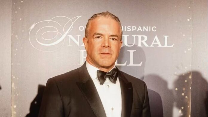 Giran orden de aprehensión contra Raúl Rocha, dueño de Miss Universo, por presunto tráfico de combustible, drogas y armas