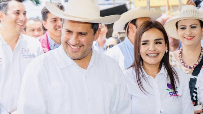 Grecia Quiroz, alcaldesa de Uruapan, Michoacán solicita registrar el nombre de 