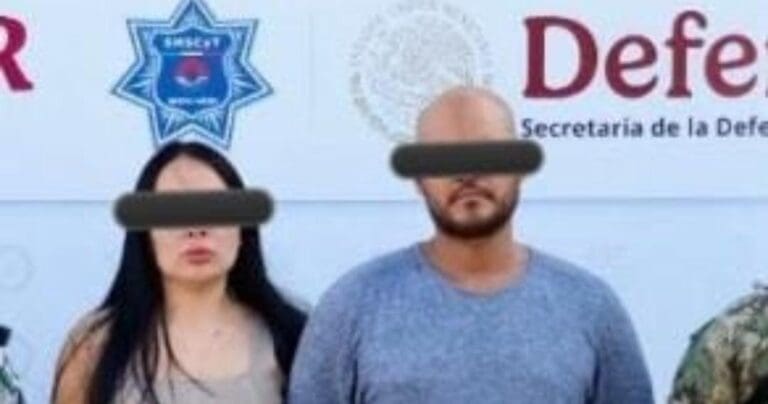 Cae "El Dóber", presunto generador de violencia en Cancún; le aseguran armas, narcóticos, dinero y un vehículo.